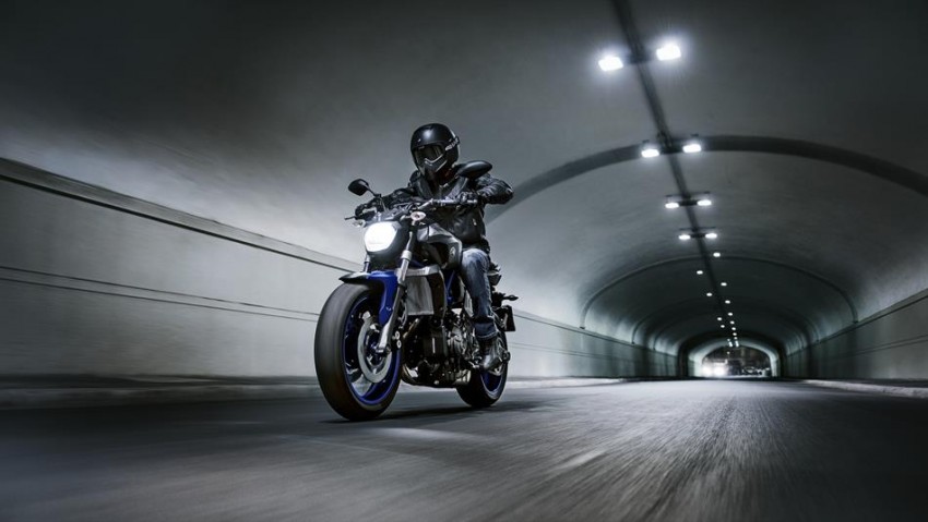 2016 Yamaha MT-07 “Moto Cage” Night Fluo revealed 447294