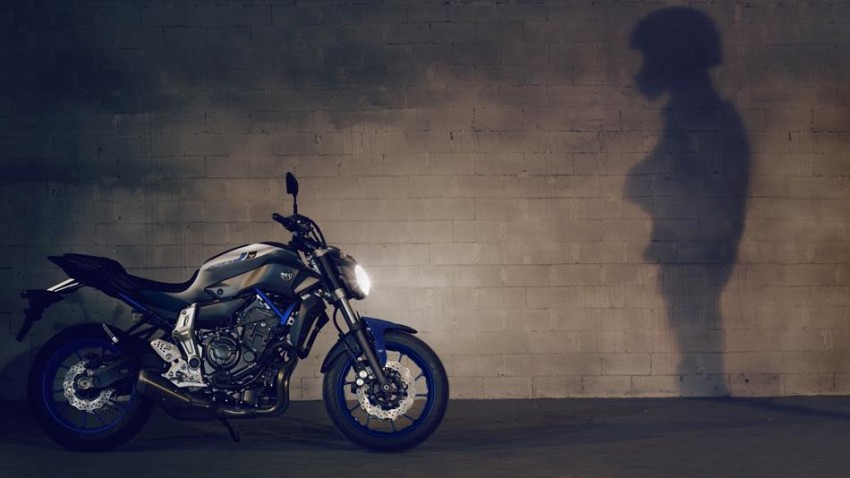 2016 Yamaha MT-07 “Moto Cage” Night Fluo revealed 447302