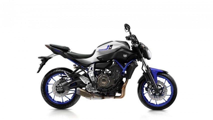 2016 Yamaha MT-07 “Moto Cage” Night Fluo revealed 447303