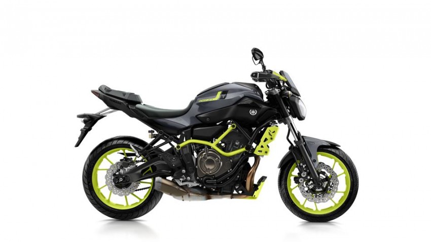 2016 Yamaha MT-07 “Moto Cage” Night Fluo revealed 447329