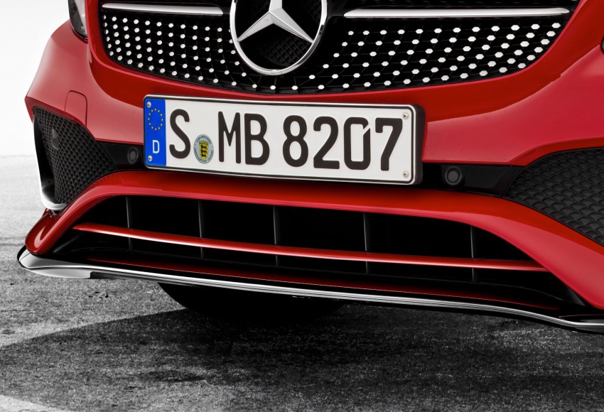 Mercedes-Benz A-Class FL gets new AMG Accessories 449085
