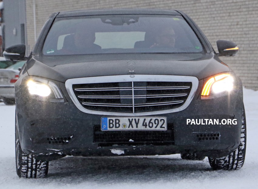 SPIED: W222 Mercedes-Benz S-Class facelift interior – centre touchpad to replace COMAND rotary knob? 440951