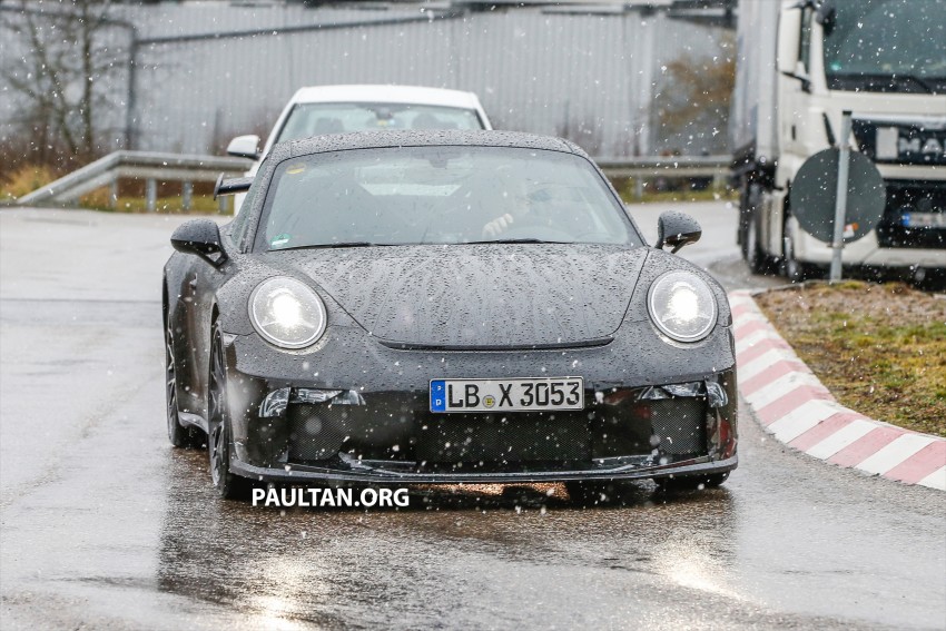 SPIED: Porsche 911 GT3 facelift due for Geneva debut 439988