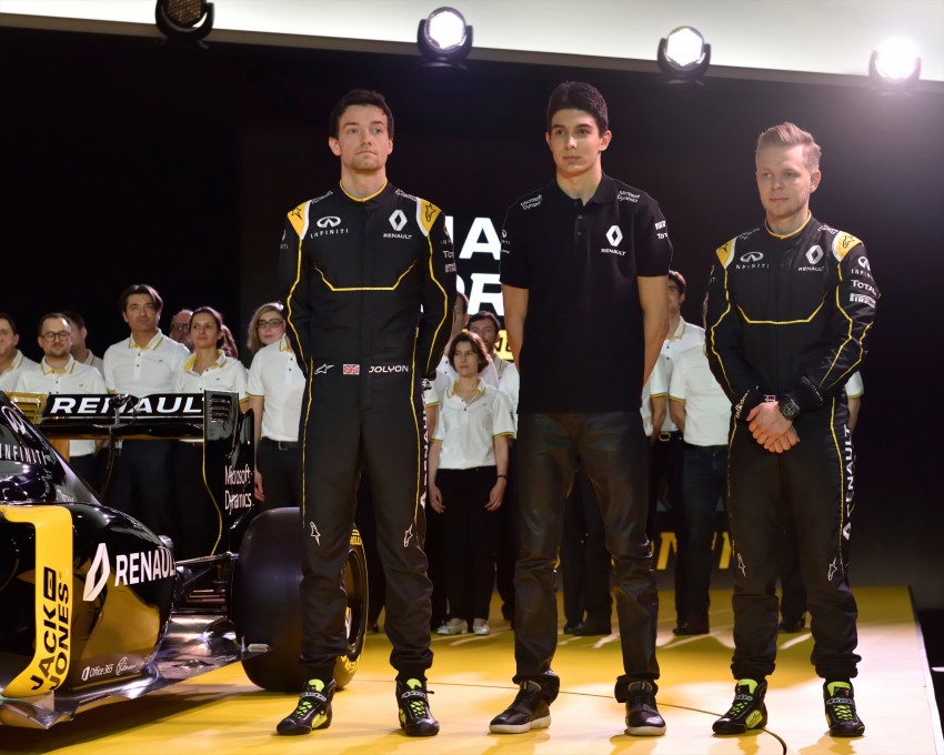 Renault RS16 – Formula 1 challenger for 2016 revealed 438301