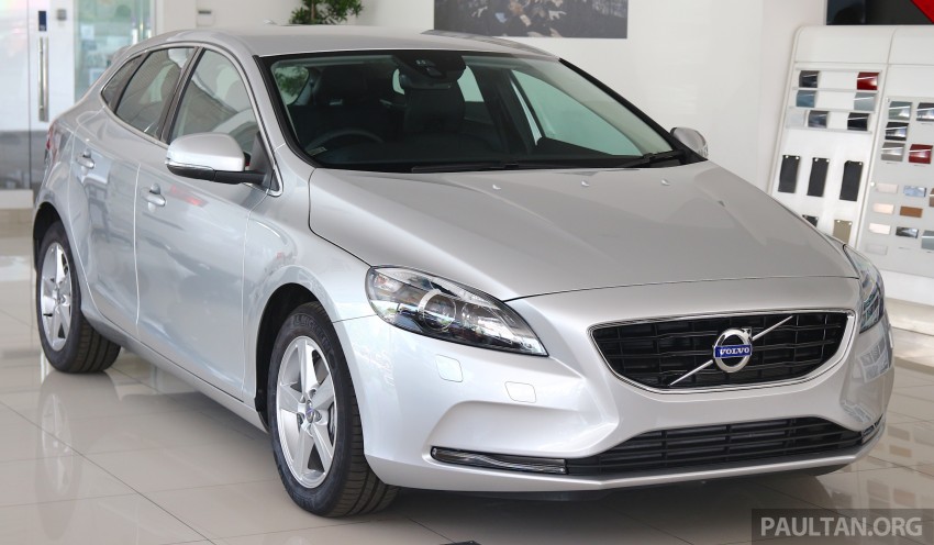 Volvo V40 T4 with Drive-E 2.0, limited units – RM176k 445500