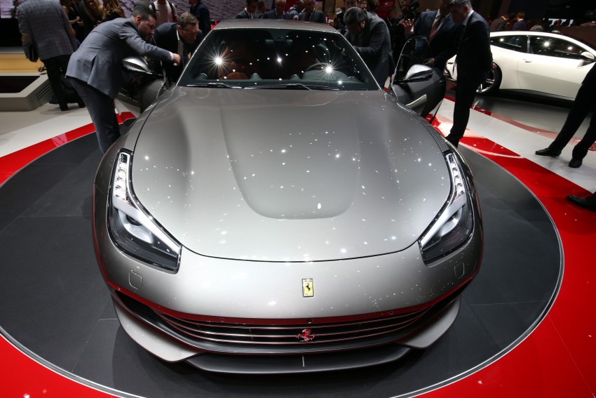 2016 Ferrari GTC4Lusso to launch at Geneva show and replace FF – V12 now with 680 hp and 697 Nm torque 454376