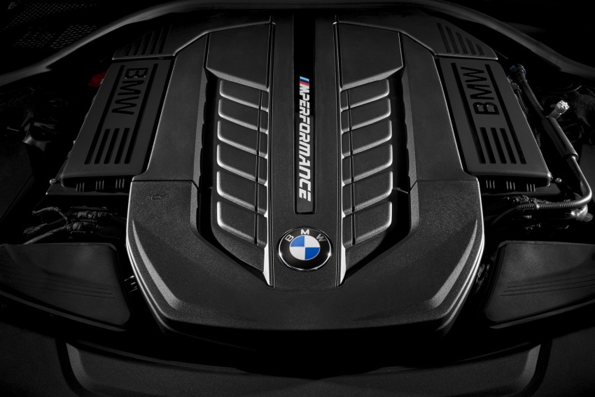 BMW M760i xDrive 2017 dengan ledakan kuasa 600 hp 440802