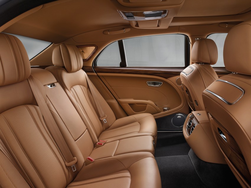 Bentley Mulsanne facelift debuts – new face, more technology and a new Extended Wheelbase variant 447331