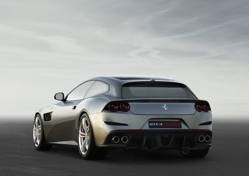 2016 Ferrari GTC4Lusso to launch at Geneva show and replace FF – V12 now with 680 hp and 697 Nm torque 439052