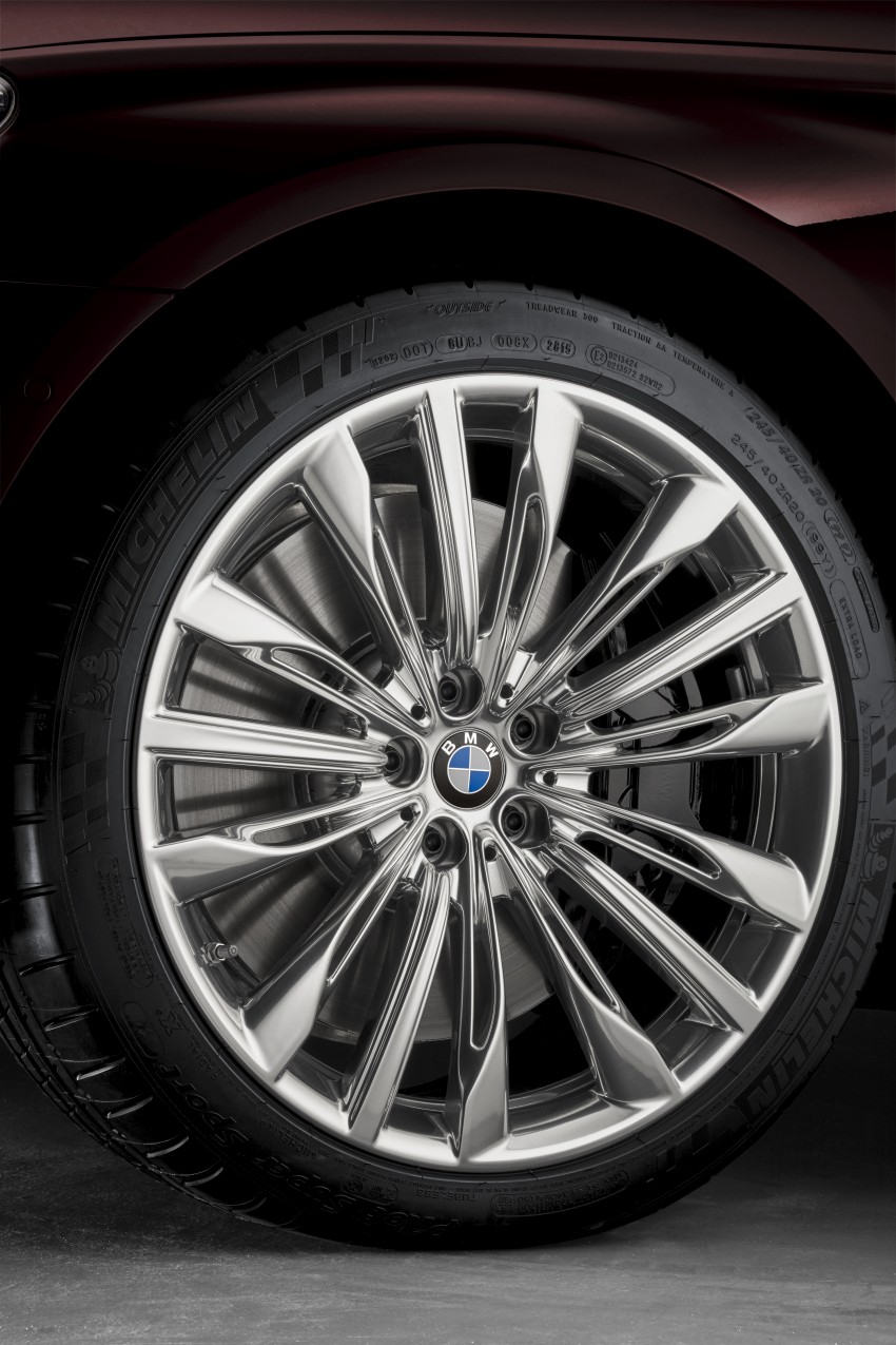 BMW M760Li xDrive – 600 hp, 800 Nm twin-turbo V12! 440235