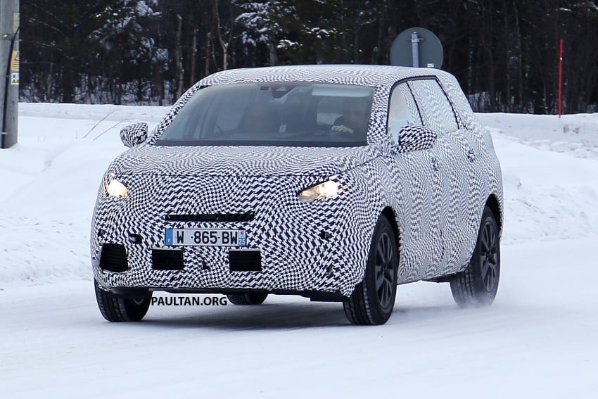 SPIED: Peugeot 5008/6008 7-seater spotted testing 448488
