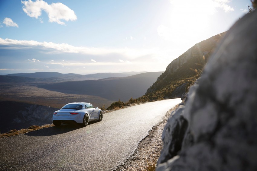 Renault Alpine Vision previews Porsche Cayman rival 442980