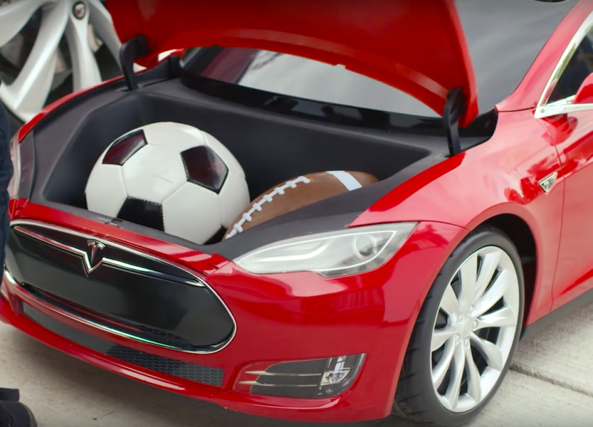 Tesla Model S for kids by Radio Flyer – it’s a real EV! 442895