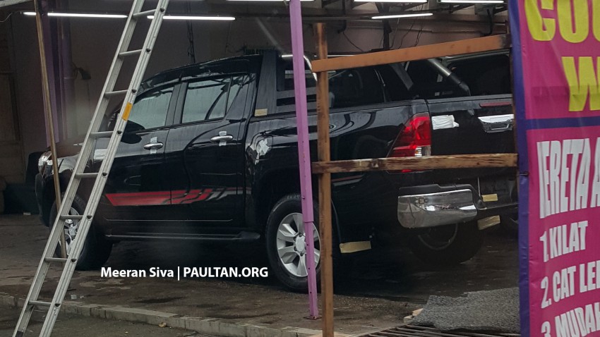 SPYSHOTS: 2016 Toyota Hilux spotted in Malaysia! 438958