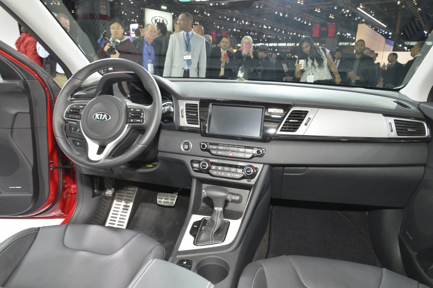 Kia Niro Hybrid – B-segment SUV debuts in Chicago 440617
