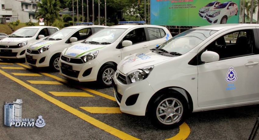 Perodua contributes four units of Axia to police force 439889