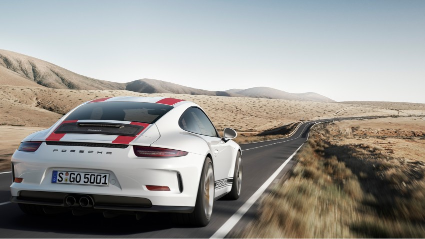 Porsche 911 R makes Geneva debut – 500 hp, manual 451915
