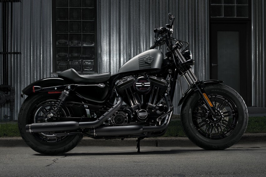 2016 Harley-Davidson Iron 883 and Forty-Eight Dark Customs in Malaysia – RM89,000 and RM106,000 461928