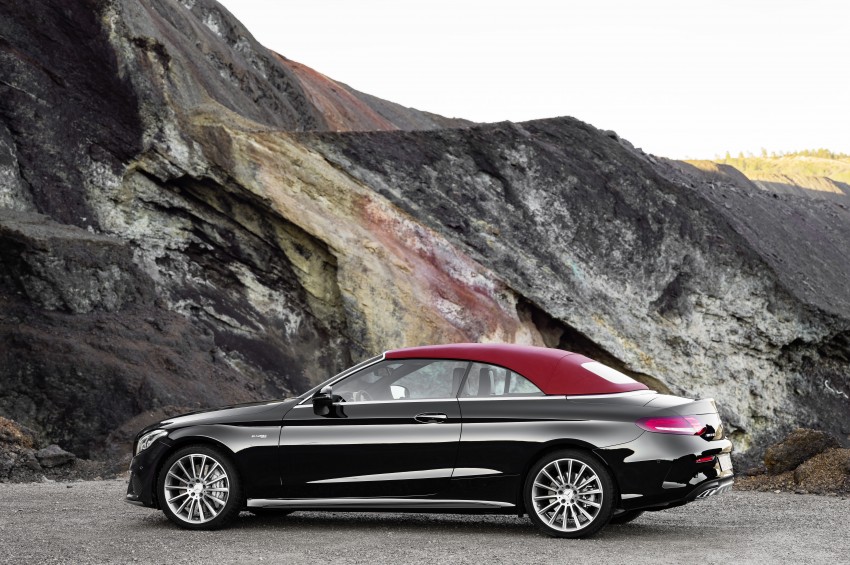 Mercedes-Benz C-Class Cabriolet debuts in Geneva 451120