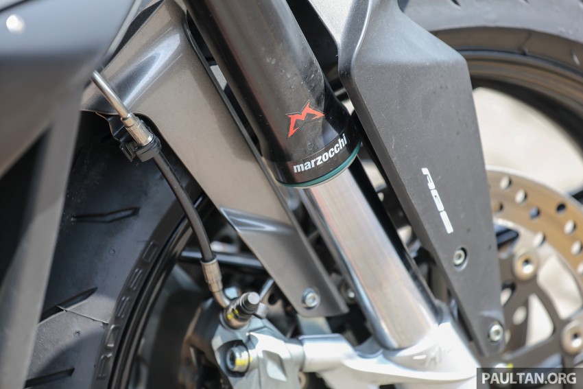 REVIEW: 2016 MV Agusta Stradale 800 – hooligan-style motard riding with a pair of saddle-bags 462688