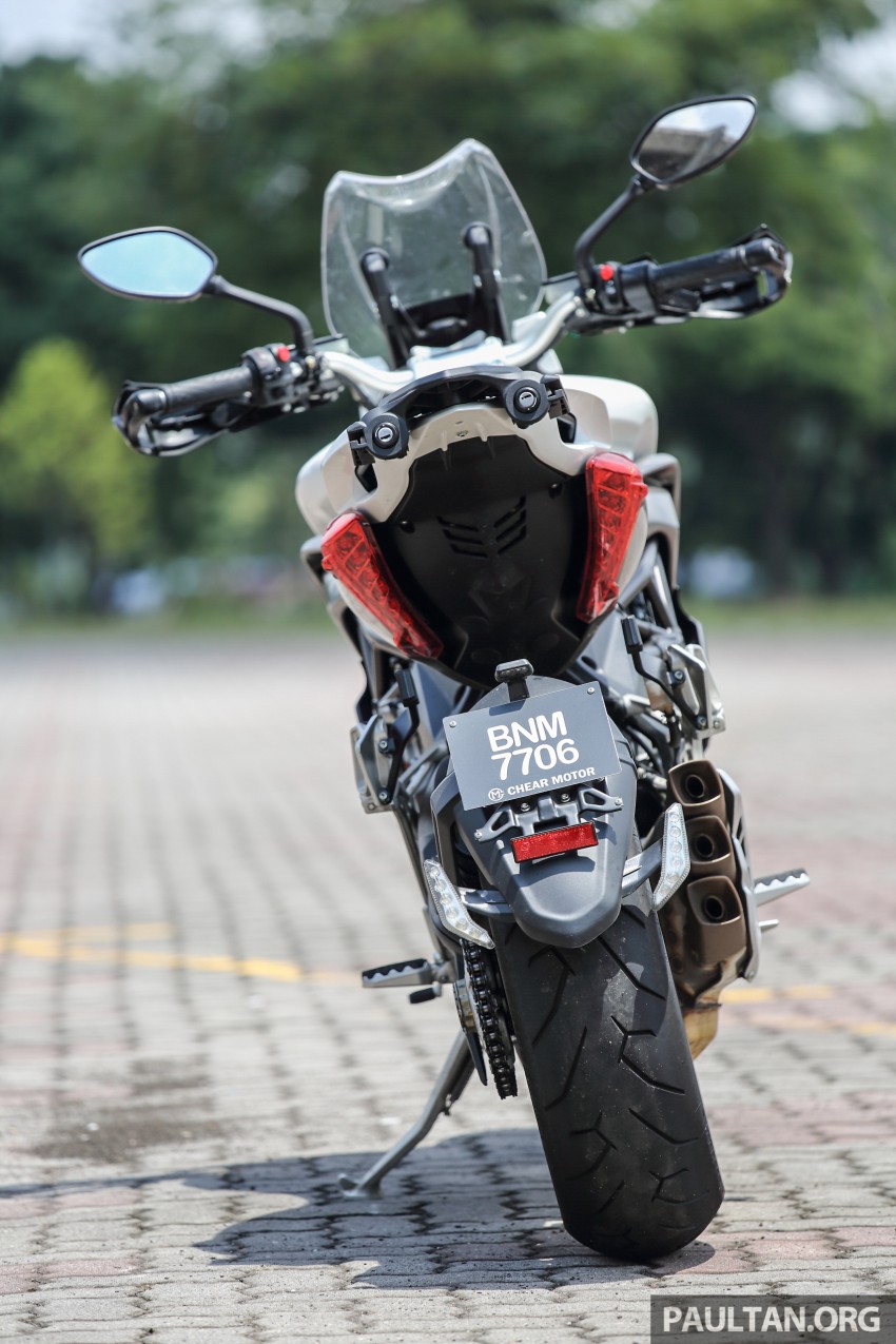 REVIEW: 2016 MV Agusta Stradale 800 – hooligan-style motard riding with a pair of saddle-bags 462715