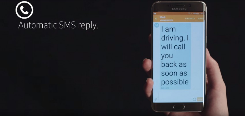 Samsung phone talks through your motorcycle screen 464867
