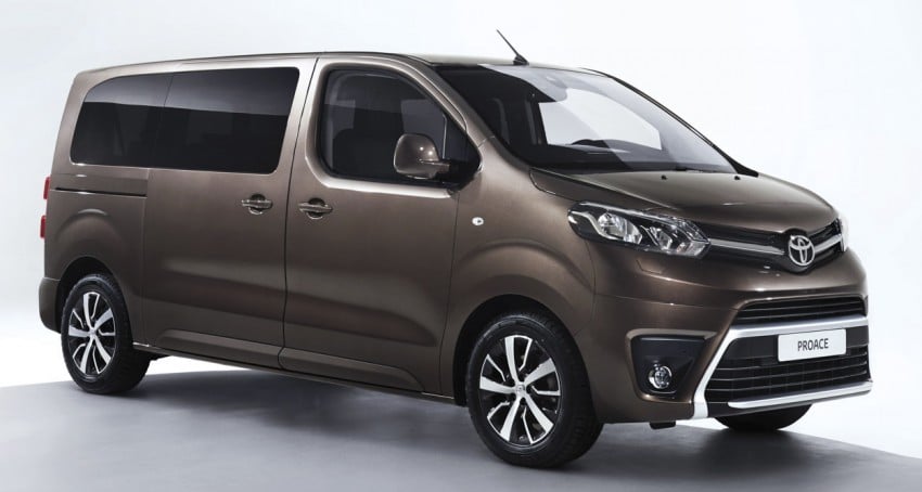 Toyota Proace debuts in Geneva with up to nine seats 456437