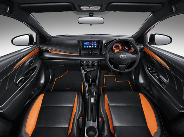 2016-Toyota-Yaris-TRD-Sportivo-interior-1