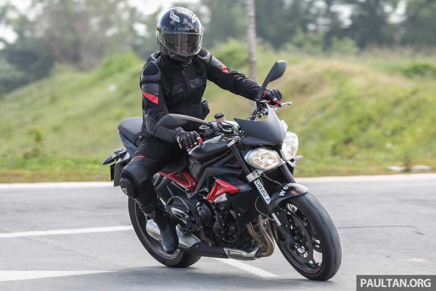 REVIEW: 2016 Triumph Street Triple R – fast bike fun 455209