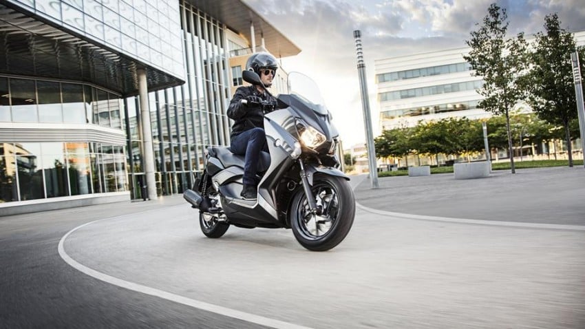 2016 Yamaha X-Max 250 cc scooter in Indonesia? 466911