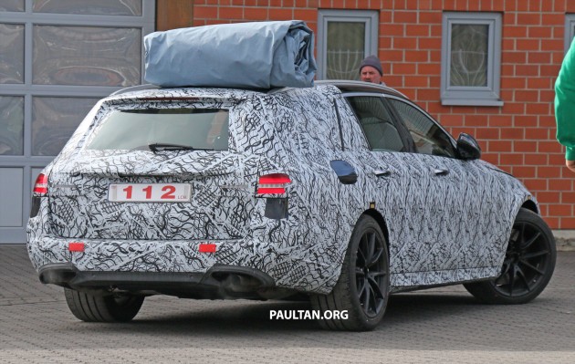 2016-mercedes-amg-e-63-estate-spyshots- 026