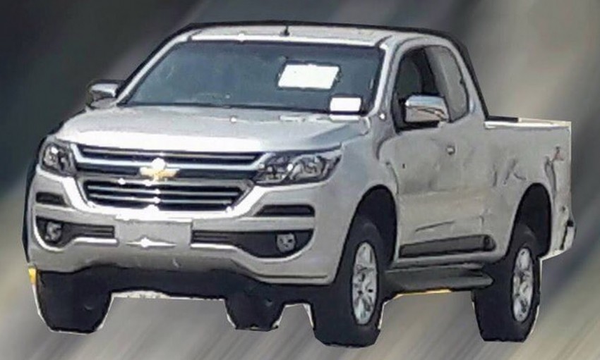 SPIED: Chevrolet Colorado facelift sports new look 455083