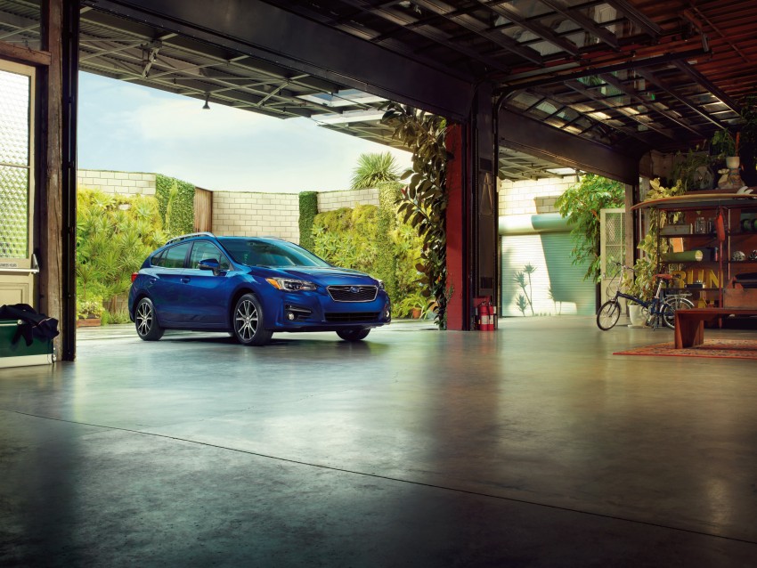 2017 Subaru Impreza sedan and hatch go live in NY 465861