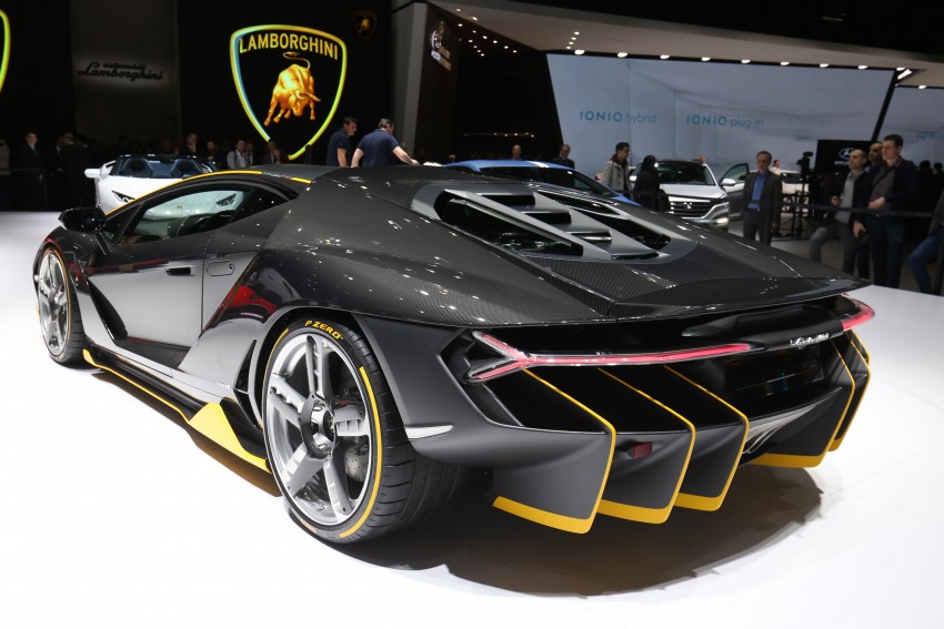 Lamborghini Centenario debuts – 770 hp, RM8 million 452330