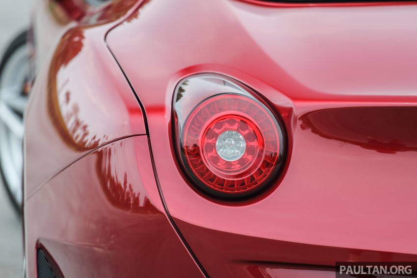 PANDU UJI: Ferrari California T mudah dikendali 466537