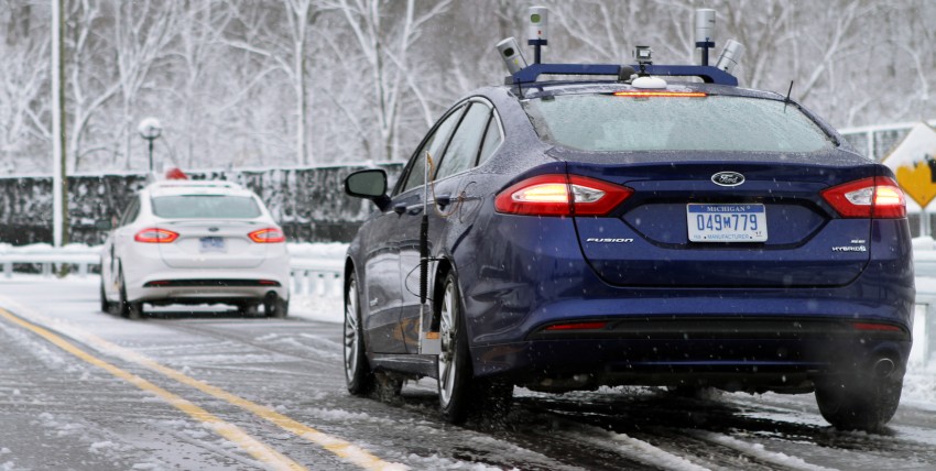 Ford Fusion Hybrid – self-driving demo in the snow 459028