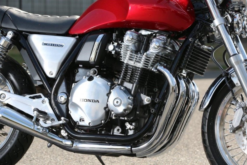 Honda CB1100 concept litre-bike nearing production? 463738