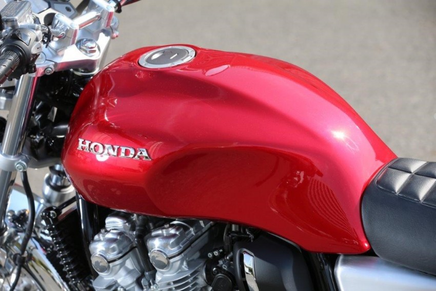 Honda CB1100 concept litre-bike nearing production? 463740