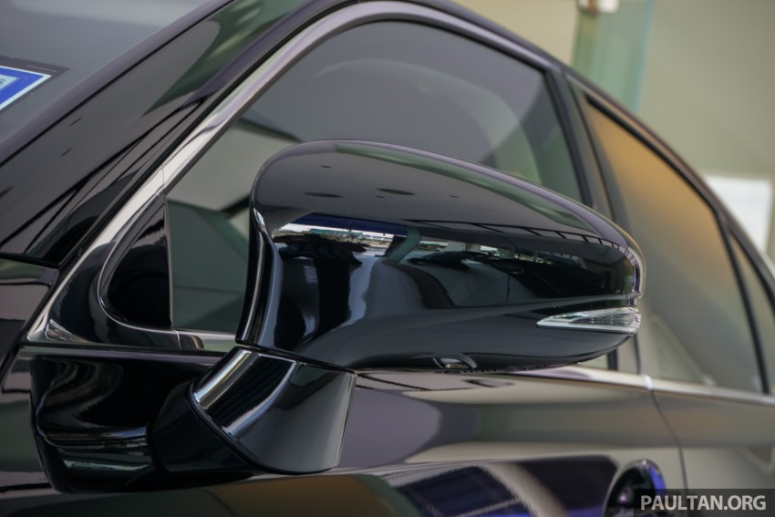 GALLERY: Lexus GS 200t Luxury facelift in showroom 452117