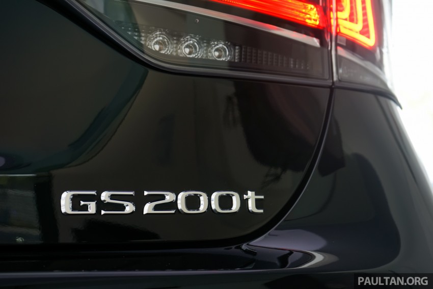 GALLERY: Lexus GS 200t Luxury facelift in showroom 452126