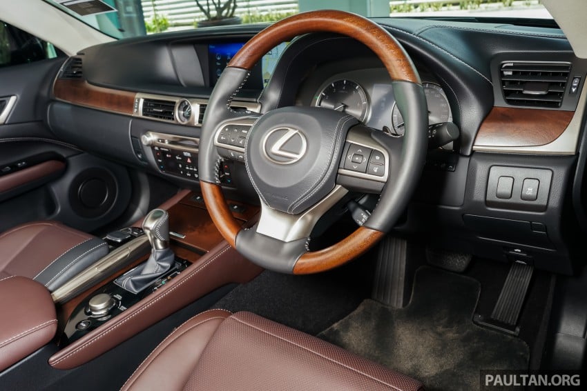 GALLERY: Lexus GS 200t Luxury facelift in showroom 452130
