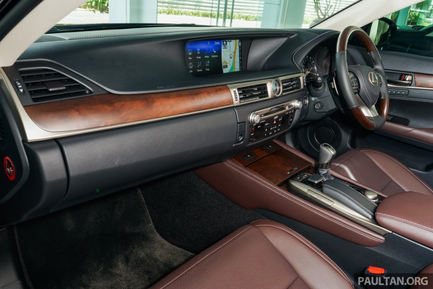 GALLERY: Lexus GS 200t Luxury facelift in showroom 452133