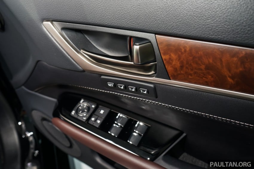 GALLERY: Lexus GS 200t Luxury facelift in showroom 452161