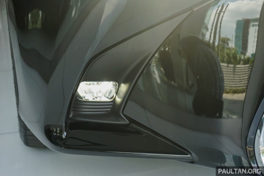 GALLERY: Lexus GS 200t Luxury facelift in showroom 452109