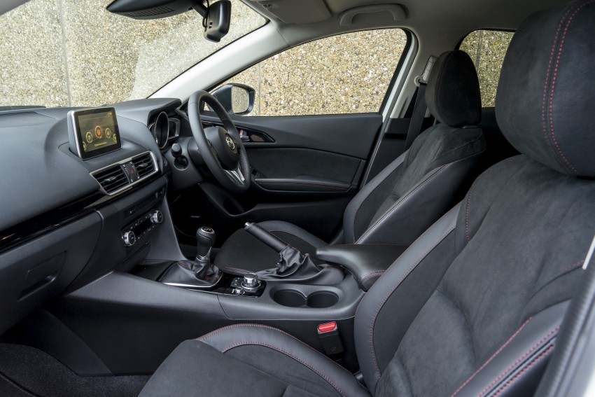 Mazda 3 Sport Black edition for the UK – 800 examples 469111