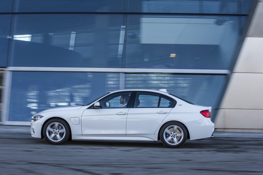2016 BMW 330e iPerformance – production car finally debuts this year featuring 2.0 turbo hybrid system 465712