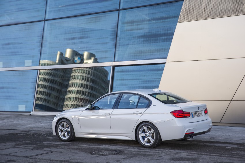 2016 BMW 330e iPerformance – production car finally debuts this year featuring 2.0 turbo hybrid system 465690