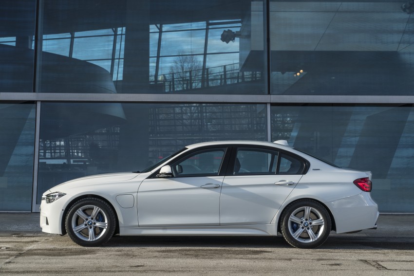 2016 BMW 330e iPerformance – production car finally debuts this year featuring 2.0 turbo hybrid system 465688