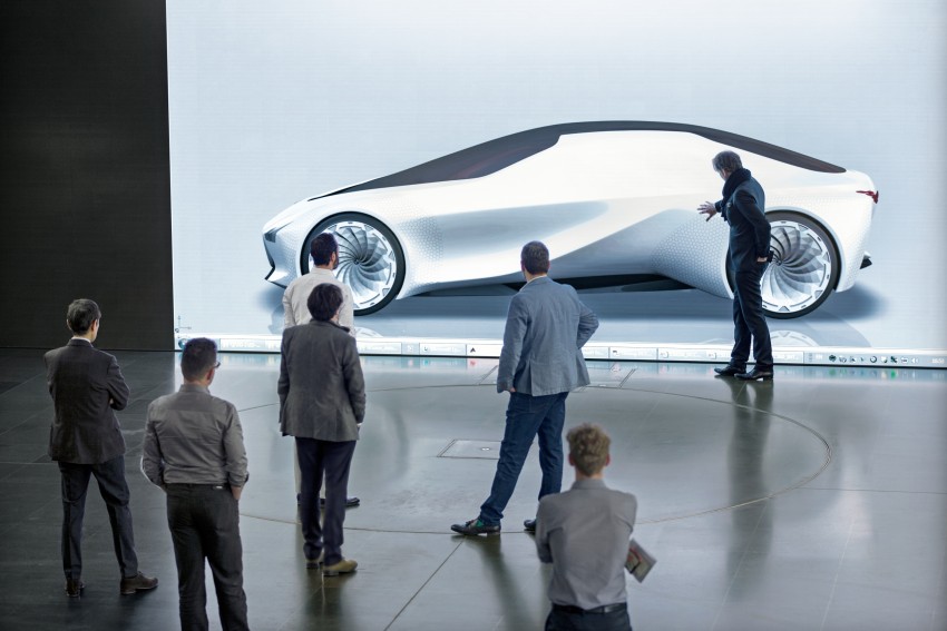 BMW Vision Next 100 previews future technologies 456171