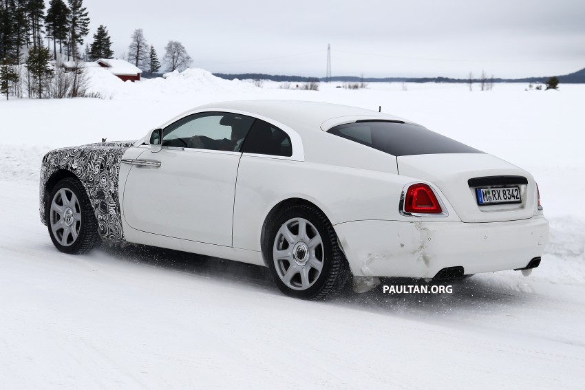 SPIED: Rolls-Royce Wraith facelift on land and snow 460628
